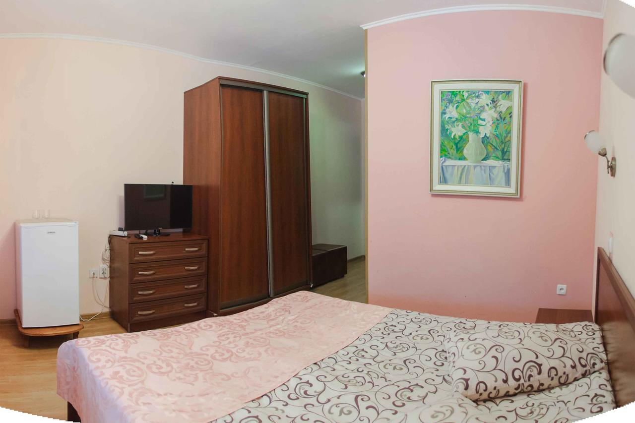 Podolyanka Hotel Slavske Luaran gambar